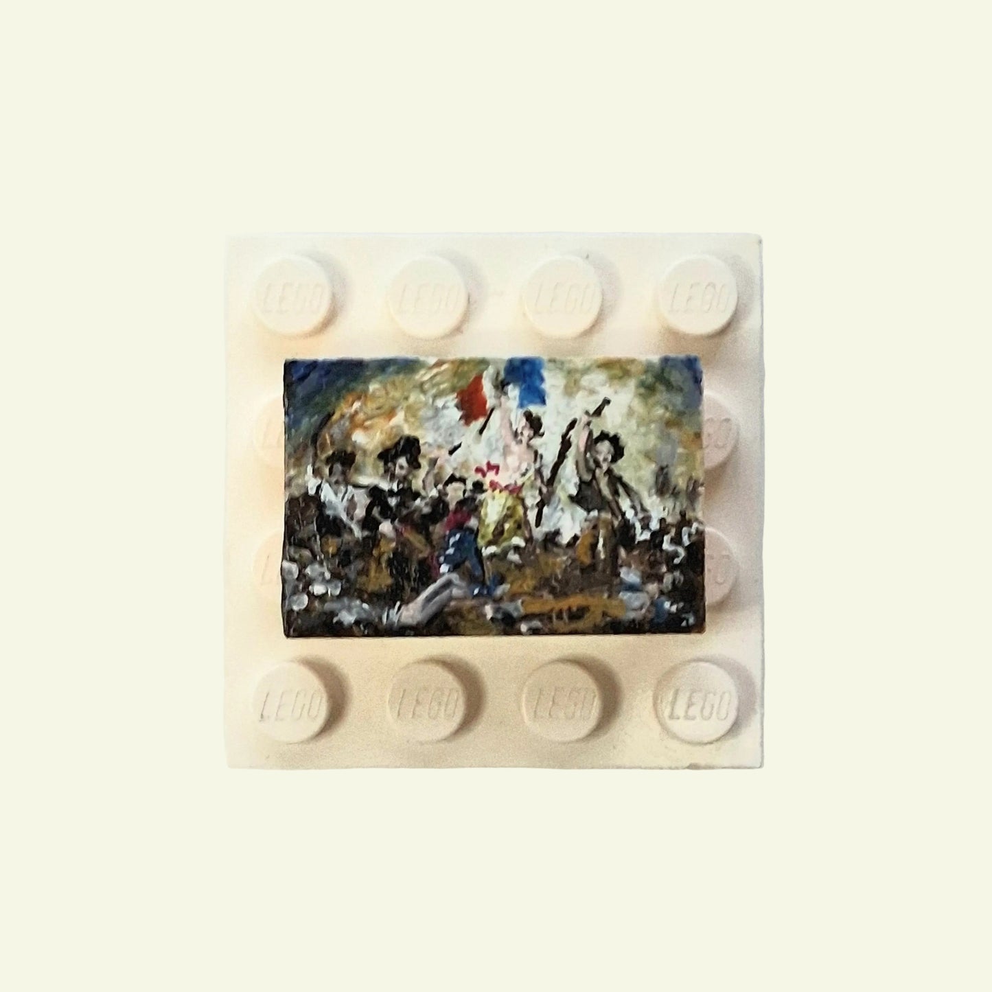 La Libertà che Guida il Popolo di Delacroix dipinta a mano su tile Lego 2x3